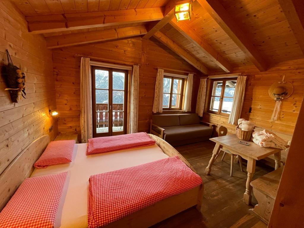 Glinzhof Mountain Natur Resort Agriturismo San Candido Eksteriør bilde