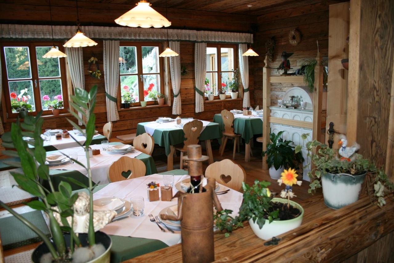 Glinzhof Mountain Natur Resort Agriturismo San Candido Eksteriør bilde