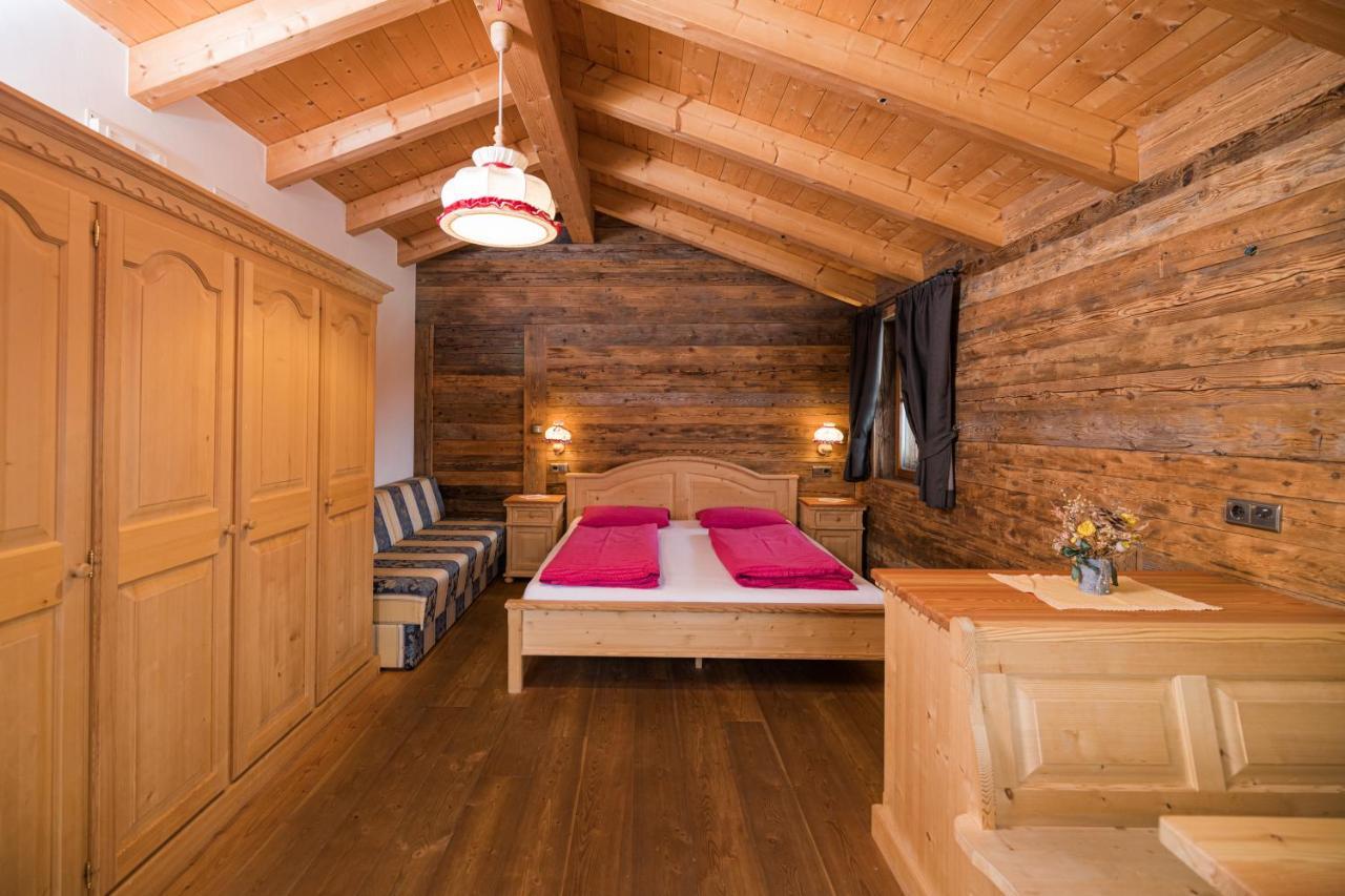 Glinzhof Mountain Natur Resort Agriturismo San Candido Eksteriør bilde